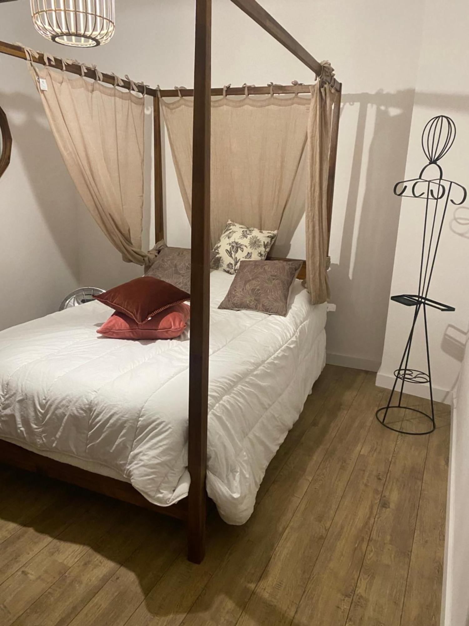 Bel Appartement En Plein Coeur De Carpentras Luaran gambar